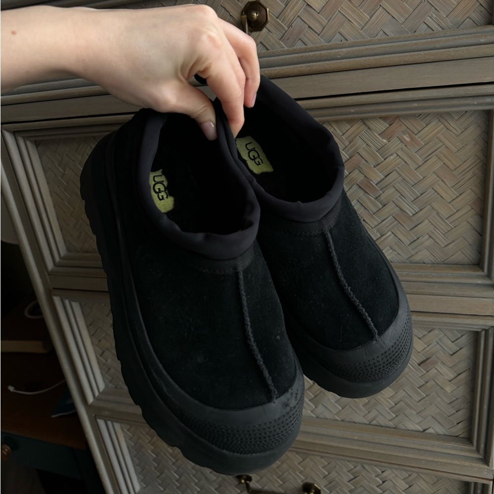 Ugg Tasman weather hybrid